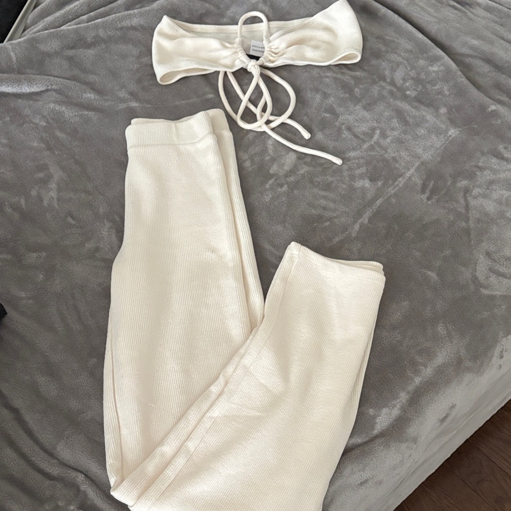 White Fox Boutique Cream Set